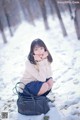 Coser@周叽是可爱兔兔 Vol.028: 雪景JK (15 photos)